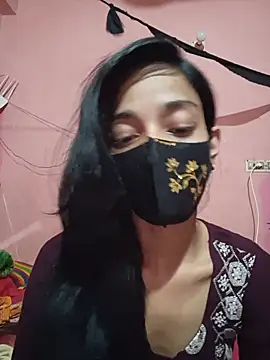 Green LaDY66 online show from May 22, 2026, 5:33 pm