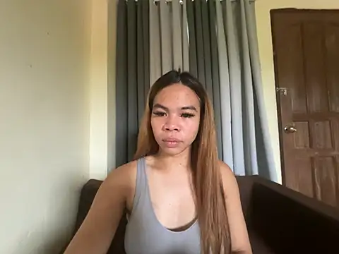 Snapshot of kierra_fox chatting on July 25, 2026, 5:48 am kierra fox online show from July 25, 2026, 5:48 am