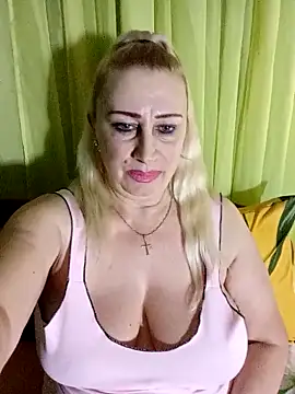 Esenia505 online show from February 23, 2026, 4:40 pm