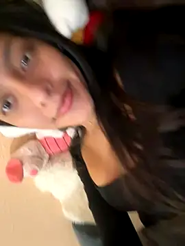 Snapshot of angelaalovee chatting on November 9, 2025, 8:35 pm angelaalovee online show from November 9, 2025, 8:35 pm