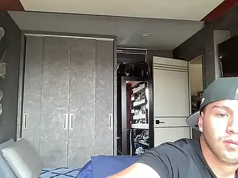 Bbydaddy 0 online show from May 10, 2026, 3:58 pm