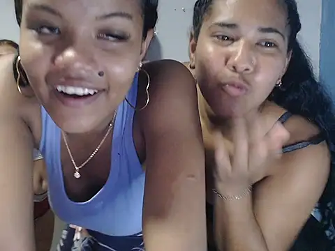 ricascomplacientes online show from October 30, 2025, 3:53 pm