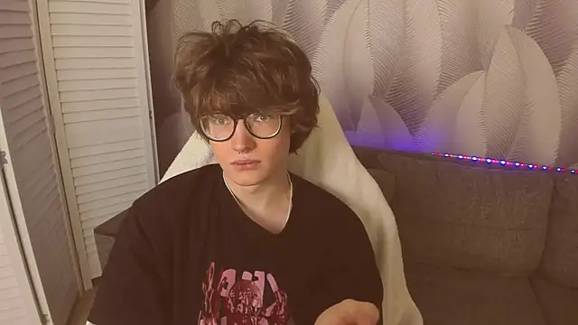 Snapshot of Syndy_Dels chatting on February 12, 2026, 3:45 pm Syndy Dels online show from February 12, 2026, 3:45 pm