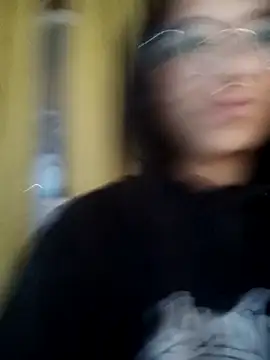 Snapshot of Skay_bluee chatting on November 16, 2025, 6:07 am Skay bluee online show from November 16, 2025, 6:07 am