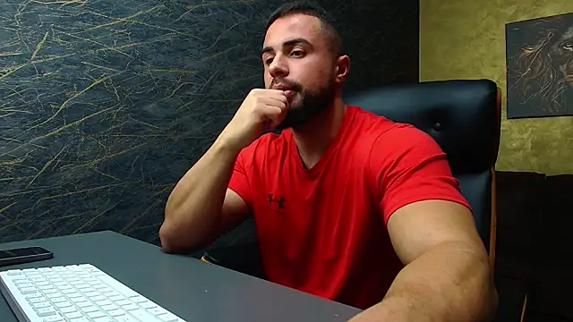 Snapshot of HayesWood chatting on November 9, 2025, 5:33 am HayesWood online show from November 9, 2025, 5:33 am