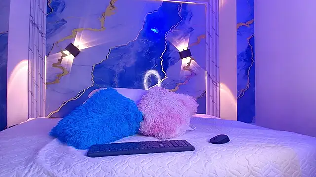 Snapshot of Girls_from_medellin chatting on November 2, 2025, 3:11 am Girls from medellin online show from November 2, 2025, 3:11 am