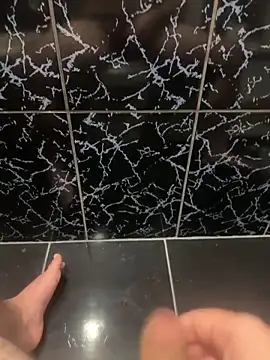 bfbfbfrr online show from November 13, 2025, 3:21 am