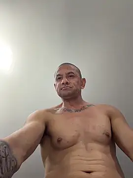 HighonTee online show from October 29, 2025, 8:13 am