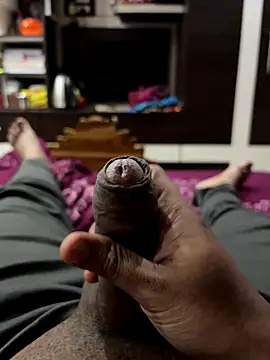 aksahoo2525 online show from November 8, 2025, 6:55 pm