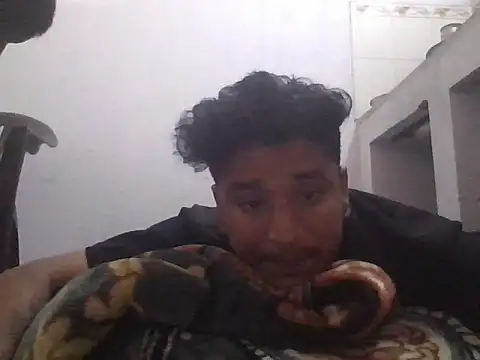 Snapshot of chocolate_girl_01 chatting on October 31, 2025, 10:23 am chocolate girl 01 online show from October 31, 2025, 10:23 am