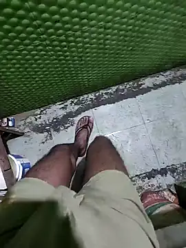 khajamah25 online show from October 29, 2025, 9:47 pm