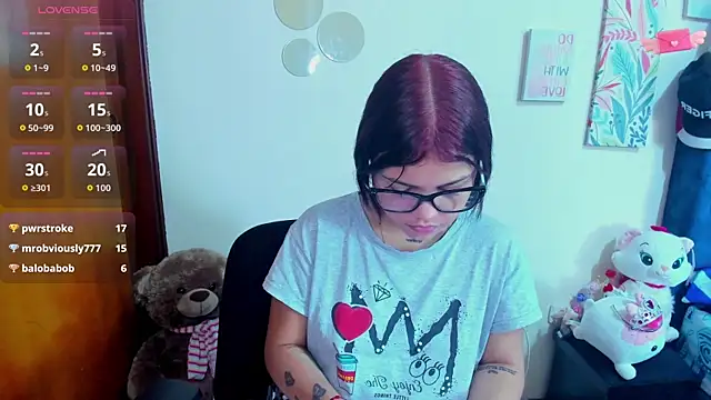 Emma boo online show from November 1, 2025, 3:39 pm