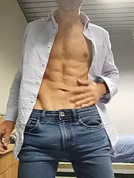 panco pillo online show from November 10, 2025, 5:40 pm