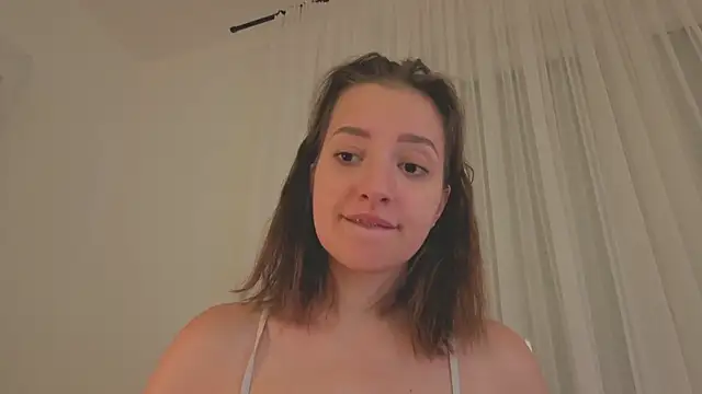  annieone online show from October 28, 2025, 10:31 pm