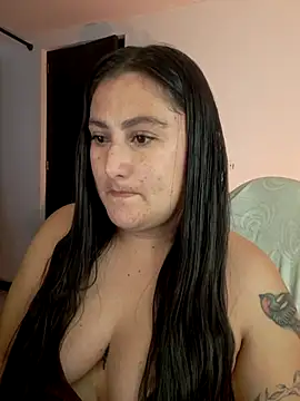 Snapshot of Amelia08 chatting on December 15, 2025, 8:14 pm Amelia08 online show from December 15, 2025, 8:14 pm