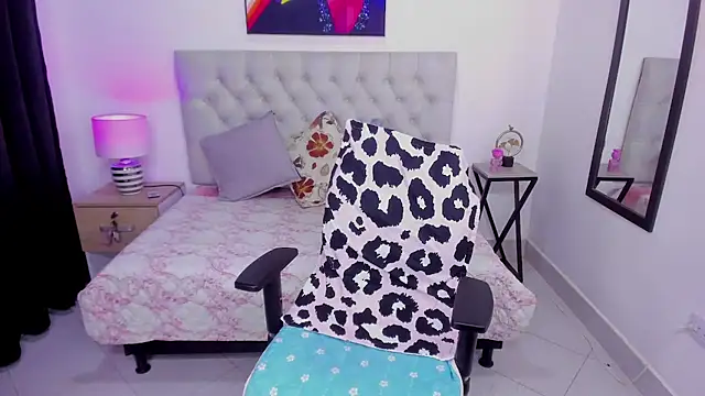 natasha segura online show from January 13, 2026, 2:15 am