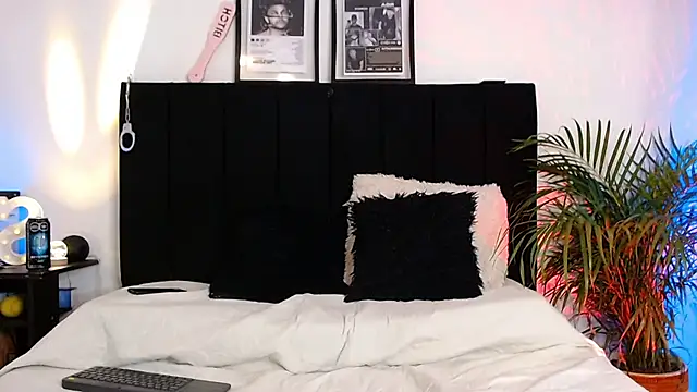 Snapshot of jaiden_thoner chatting on November 27, 2025, 6:14 am jaiden thoner online show from November 27, 2025, 6:14 am