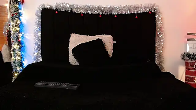 Snapshot of jaiden_thoner chatting on December 15, 2025, 5:02 am jaiden thoner online show from December 15, 2025, 5:02 am