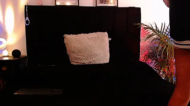 Snapshot of jaiden_thoner chatting on December 3, 2025, 6:03 am jaiden thoner online show from December 3, 2025, 6:03 am