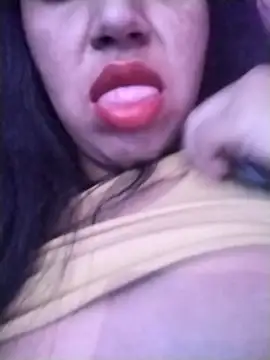 Snapshot of dulcevitasex chatting on April 23, 2026, 3:02 pm dulcevitasex online show from April 23, 2026, 3:02 pm