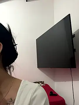 Snapshot of pinksmile_1 chatting on June 14, 2026, 3:35 pm pinksmile 1 online show from June 14, 2026, 3:35 pm