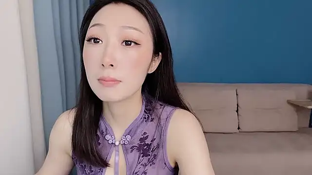 ella55-- online show from May 10, 2026, 1:09 am
