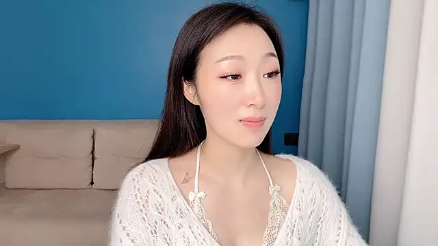 ella55-- online show from April 16, 2026, 1:06 am