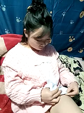 Snapshot of julybe chatting on November 22, 2025, 1:54 pm julybe online show from November 22, 2025, 1:54 pm