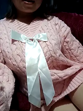 Snapshot of julybe chatting on December 16, 2025, 2:10 pm julybe online show from December 16, 2025, 2:10 pm