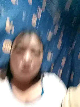 Snapshot of julybe chatting on November 20, 2025, 6:14 am julybe online show from November 20, 2025, 6:14 am