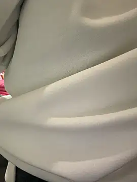 aniani11 online show from January 11, 2026, 12:01 pm