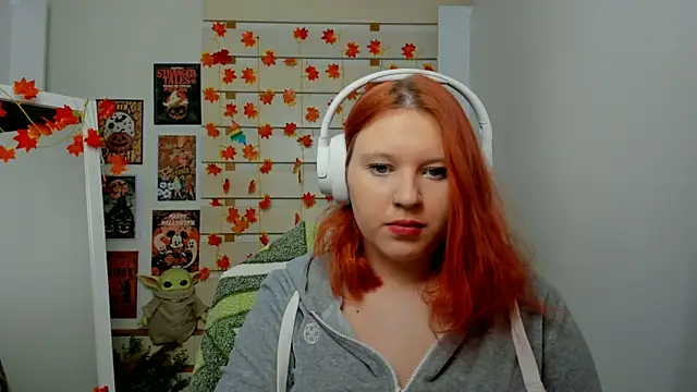 Snapshot of FoxPlayXX chatting on November 26, 2025, 10:21 pm FoxPlayXX online show from November 26, 2025, 10:21 pm