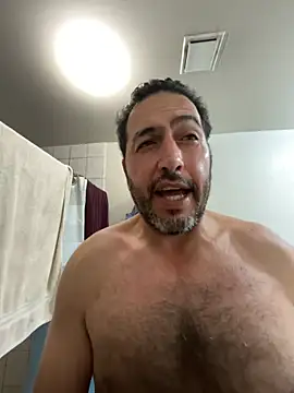 Snapshot of ezrah23 chatting on March 5, 2026, 4:53 am ezrah23 online show from March 5, 2026, 4:53 am