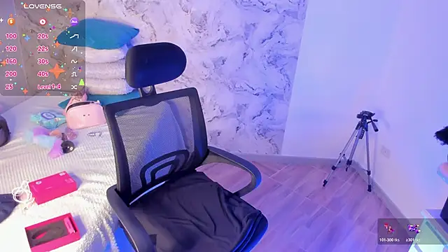 Jiah Park online show from January 9, 2026, 9:44 pm