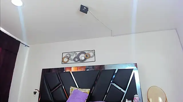 Snapshot of HannaGrand chatting on February 18, 2026, 7:21 pm HannaGrand online show from February 18, 2026, 7:21 pm