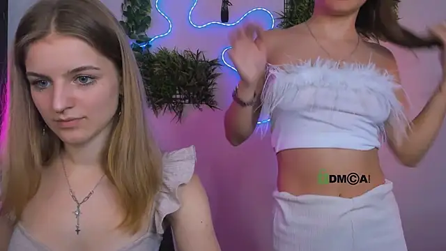 Snapshot of lisa_dark_ chatting on July 9, 2026, 9:43 am lisa dark online show from July 9, 2026, 9:43 am