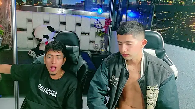 darwinandbrayann online show from November 7, 2025, 3:55 am