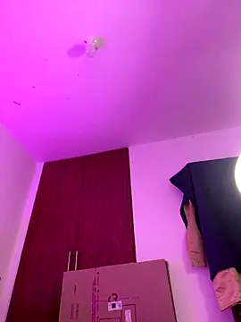 Snapshot of SHAILABROWN chatting on November 29, 2025, 9:26 pm SHAILABROWN online show from November 29, 2025, 9:26 pm