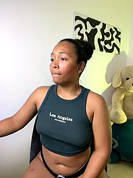 Snapshot of SHAILABROWN chatting on November 26, 2025, 8:20 pm SHAILABROWN online show from November 26, 2025, 8:20 pm