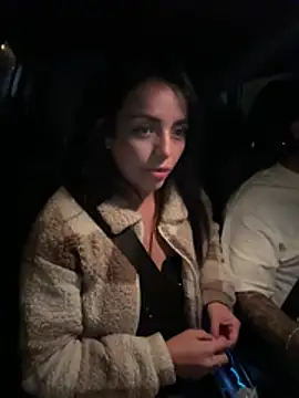 MailynAndNick online show from January 11, 2026, 3:02 am