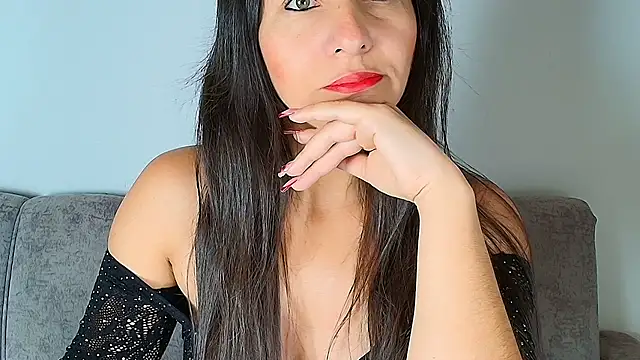 Snapshot of alana_pink95 chatting on November 12, 2025, 7:34 am alana pink95 online show from November 12, 2025, 7:34 am