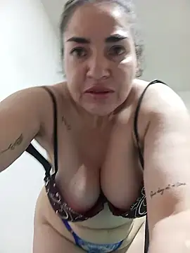 MaryRoze  online show from April 8, 2026, 1:29 am