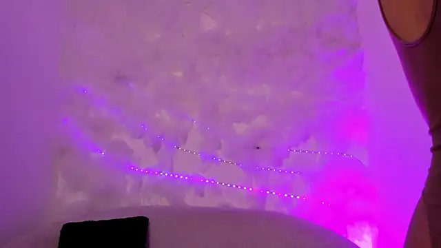 Snapshot of Liah_Miller chatting on November 18, 2025, 12:19 pm Liah Miller online show from November 18, 2025, 12:19 pm