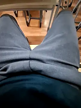 Snapshot of ZAminn6789 chatting on November 18, 2025, 3:59 pm ZAminn6789 online show from November 18, 2025, 3:59 pm