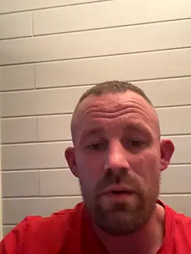 Snapshot of superbertok chatting on November 4, 2025, 6:33 pm superbertok online show from November 4, 2025, 6:33 pm