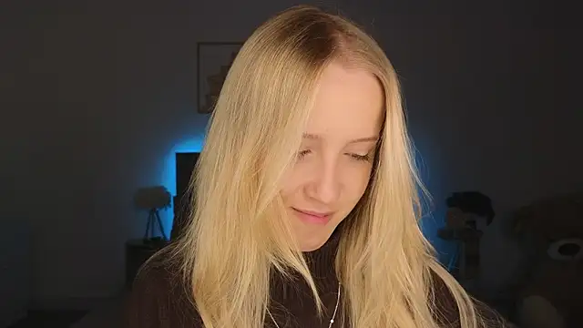 Snapshot of adele_armass chatting on March 21, 2026, 9:30 pm adele armass online show from March 21, 2026, 9:30 pm