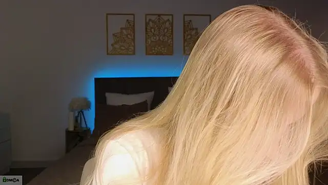 Snapshot of adele_armass chatting on March 17, 2026, 8:56 pm adele armass online show from March 17, 2026, 8:56 pm