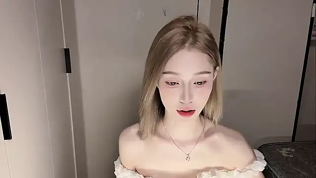 yuyu-33 online show from February 5, 2026, 11:28 am