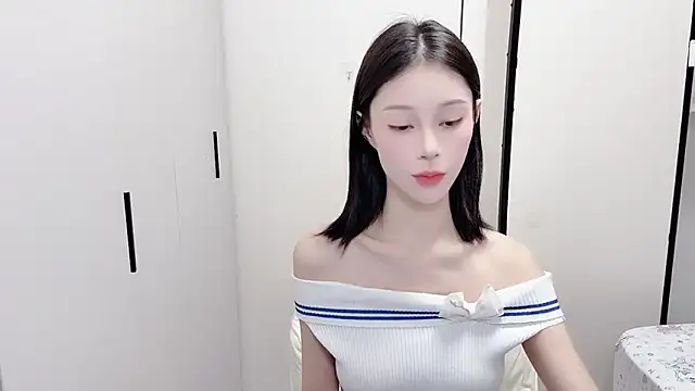 Snapshot of yuyu-33 chatting on October 30, 2025, 1:59 am yuyu-33 online show from October 30, 2025, 1:59 am