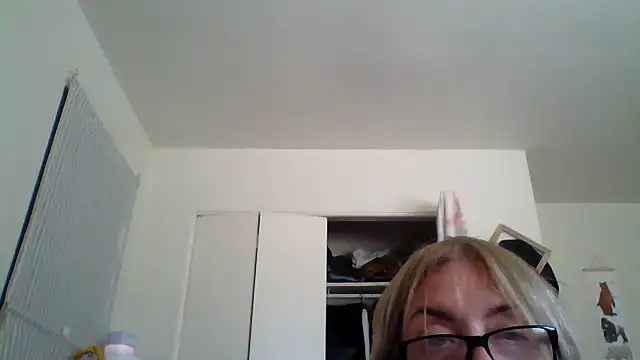 Snapshot of Fargo488 chatting on October 30, 2025, 3:31 pm Fargo488 online show from October 30, 2025, 3:31 pm